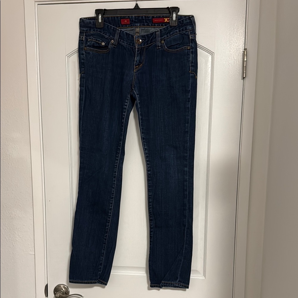 EXPRESS Women's Low Rise Blue Skinny Jeans